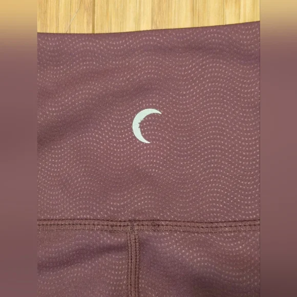 NWOT Zyia Active Purple Leggings - Picture 8 of 8